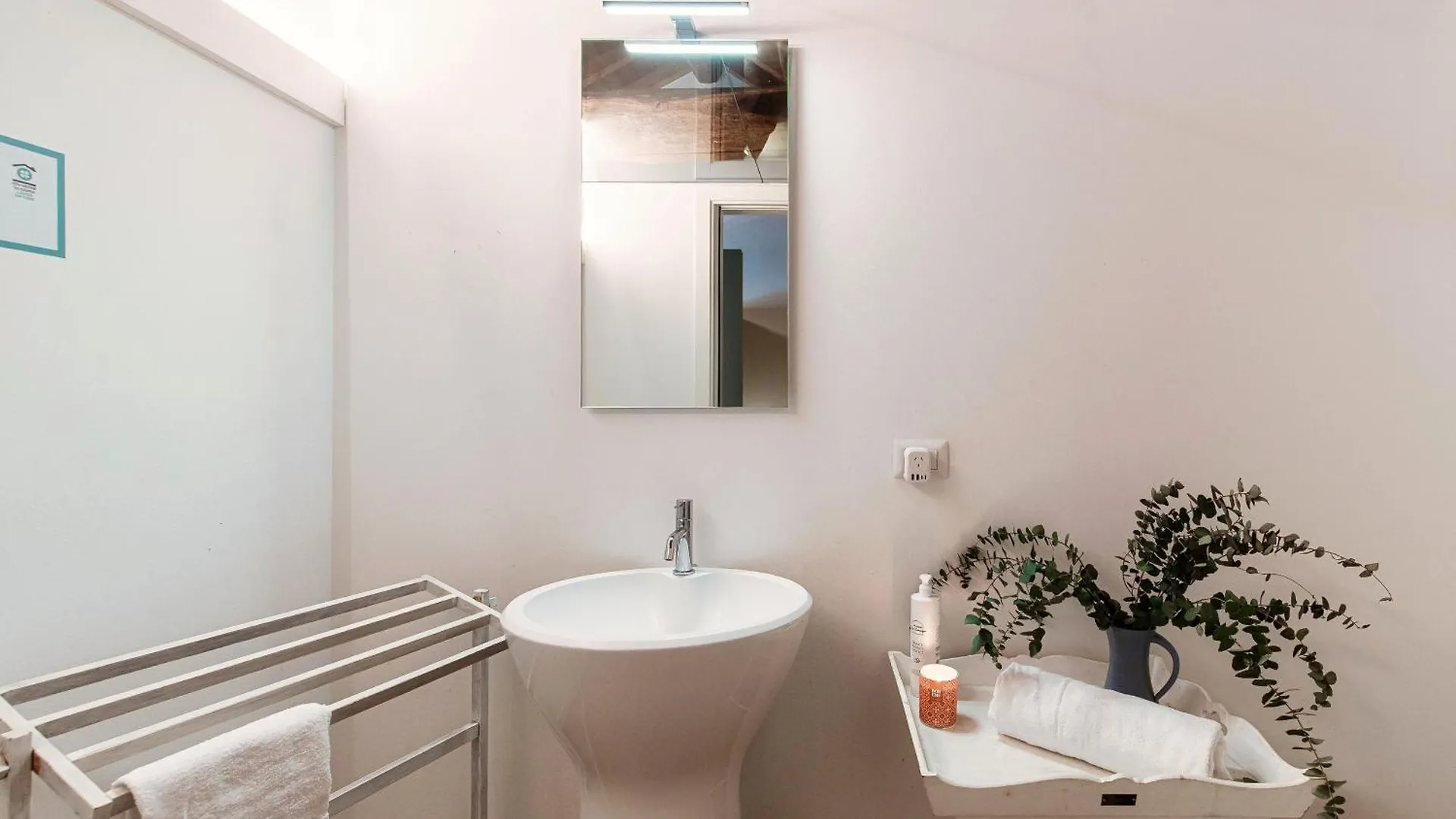 Corte Delle Rondini - Bymyhomeincomo 0*, Como Italy