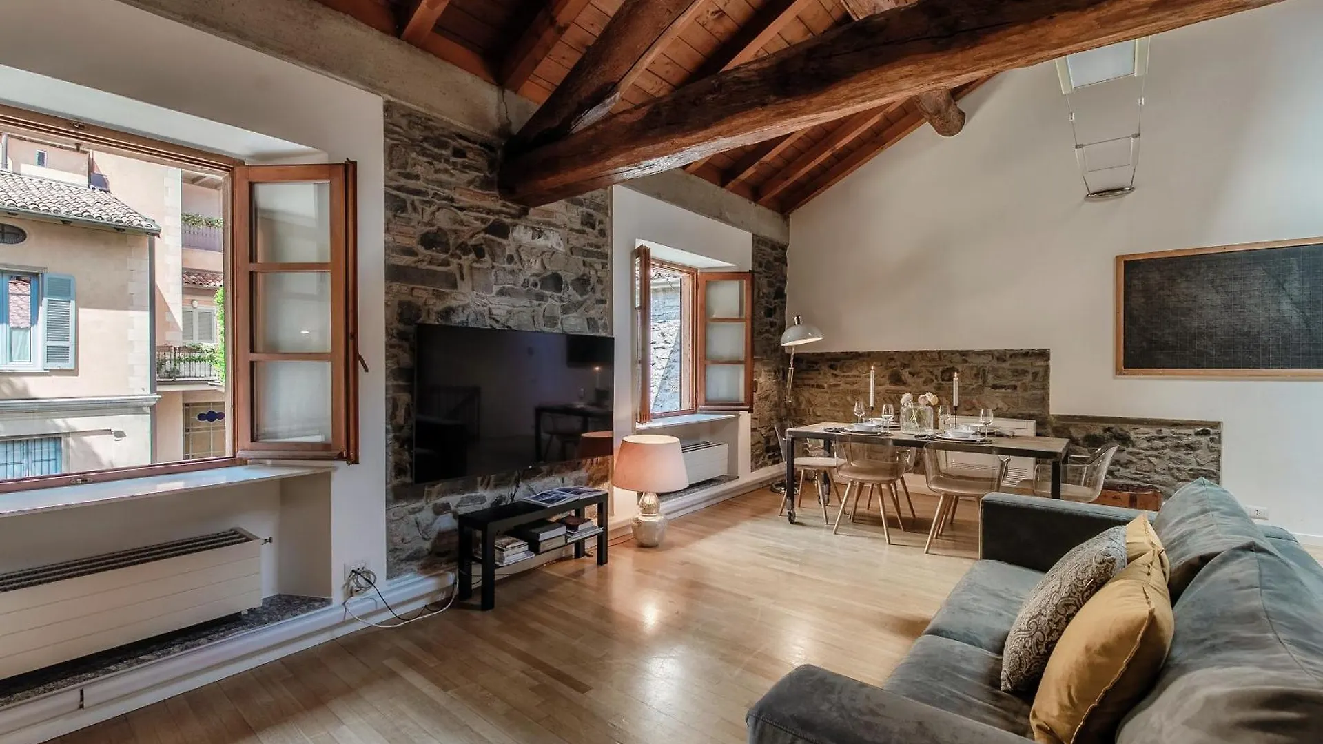 Corte Delle Rondini - Bymyhomeincomo 0*, Como