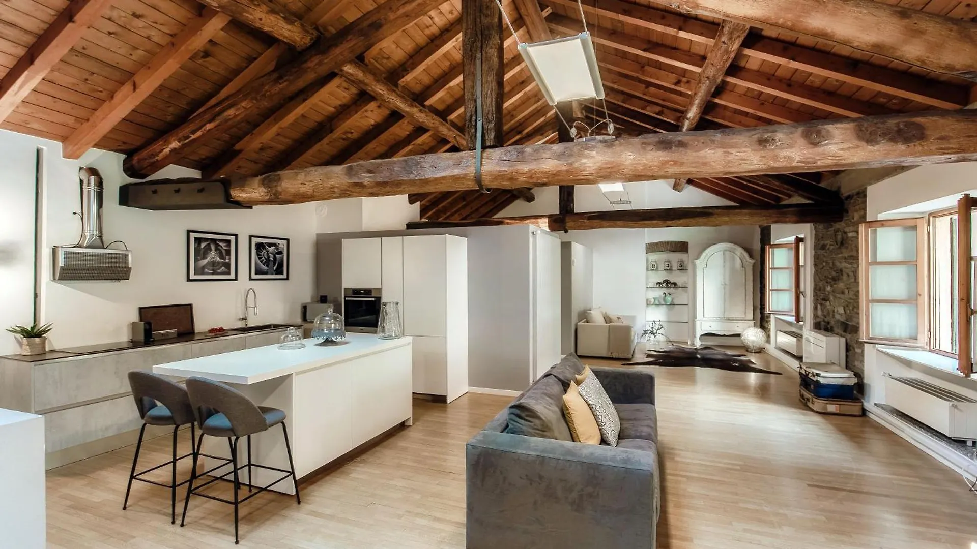 Corte Delle Rondini - byMyHomeInCôme