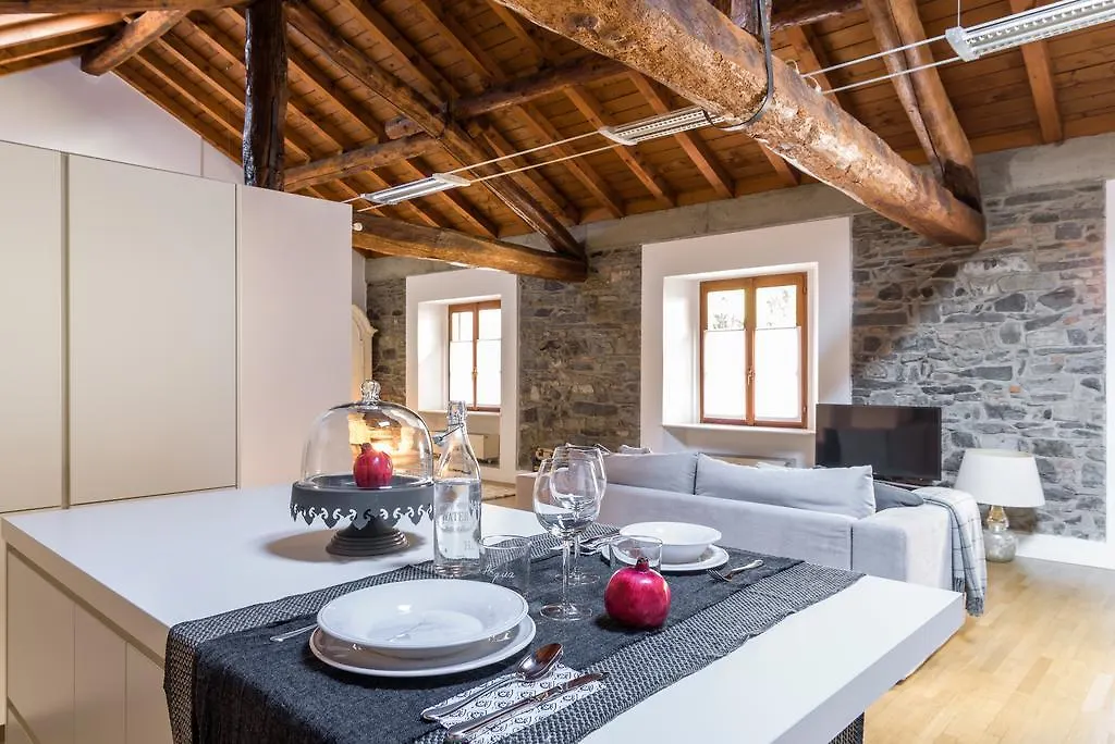 Corte Delle Rondini - byMyHomeInCôme